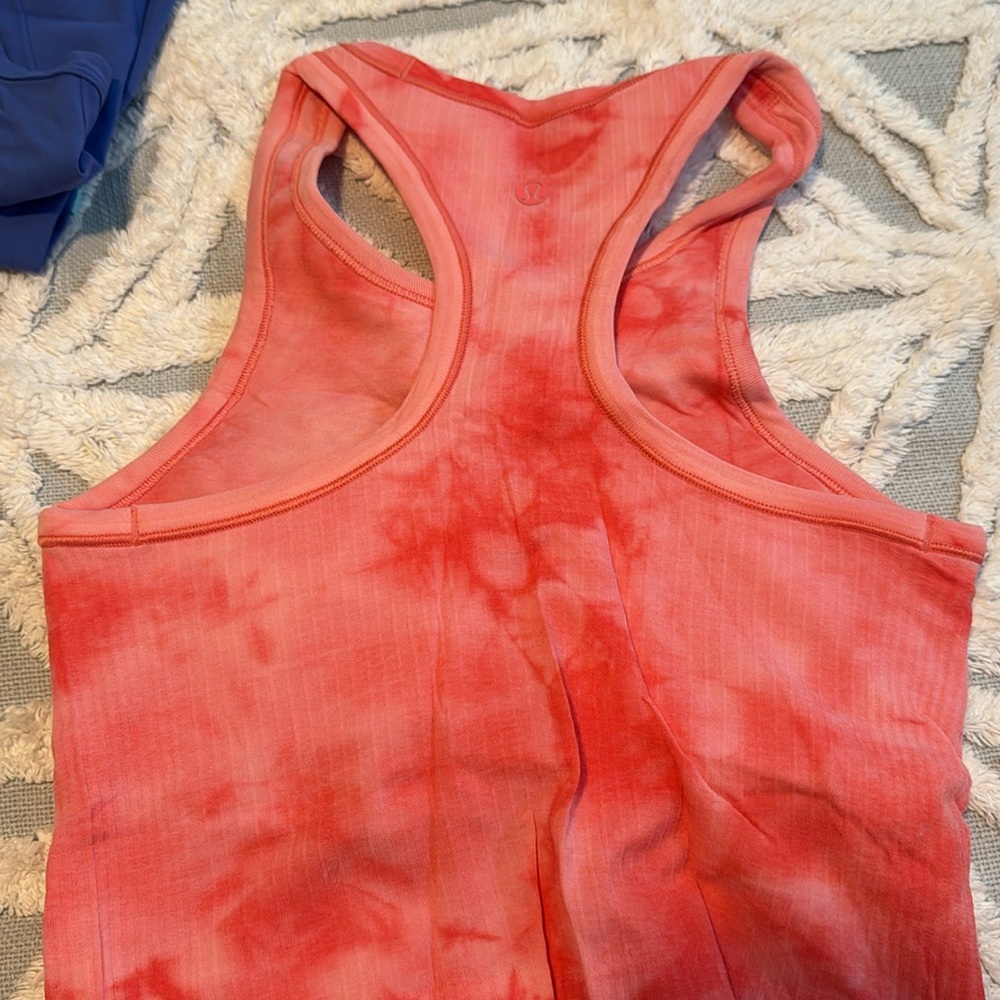 Lululemon Tank 4 - Picture 2 of 2